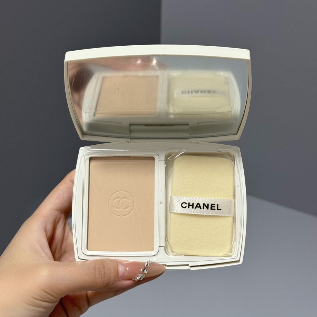 Chanel Pearlescent Whitening Powder 12g